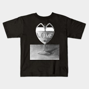 Glass of love Kids T-Shirt